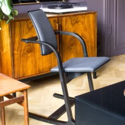 Varier Actulum ® Fauteuil de bureau ergonomique à bascule en tissu et bois><noscript><img width=