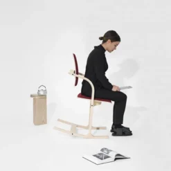 Varier Actulum ® Fauteuil de bureau ergonomique à bascule en tissu et bois><noscript><img width=