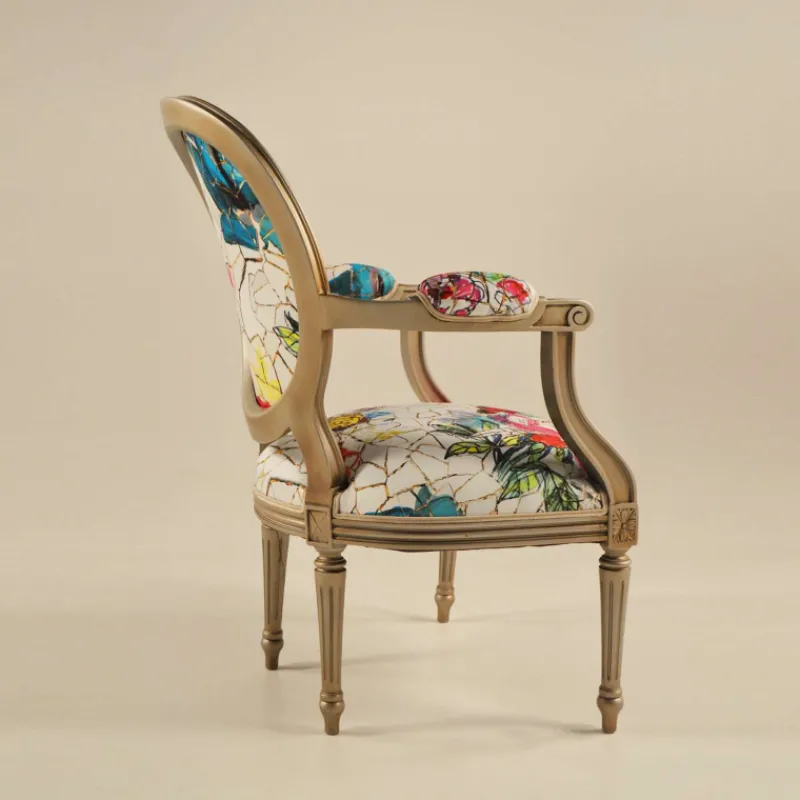 Paget Adrien Fauteuil Louis XVI médaillon revisité fabrication française> Fauteuil De Salon