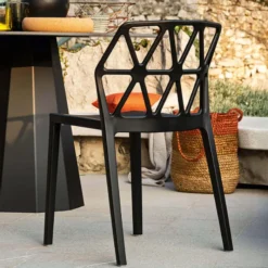 Alchemia Connubia® Chaise de jardin design empilable en polypropylène><noscript><img width=