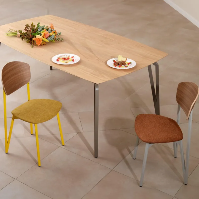 Carrier Artémis ® Chaise design française assise en tissu, dossier bois et pieds en métal> Chaise De Salle à Manger|Chaise Salon