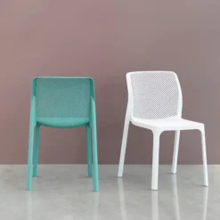 Bit Chaise moderne empilable en polypropylène> Chaise De Cuisine
