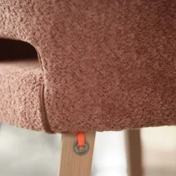 Mobitec Lena ® Tabouret snack en tissu avec accoudoirs et pieds en bois><noscript><img width=
