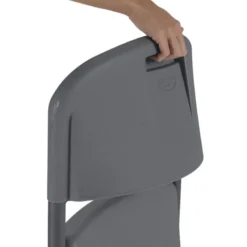 NormanChaise pliante en polyéthylène gris foncé><noscript><img width=