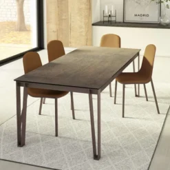 Cancio Okaso Table design en céramique et métal><noscript><img width=