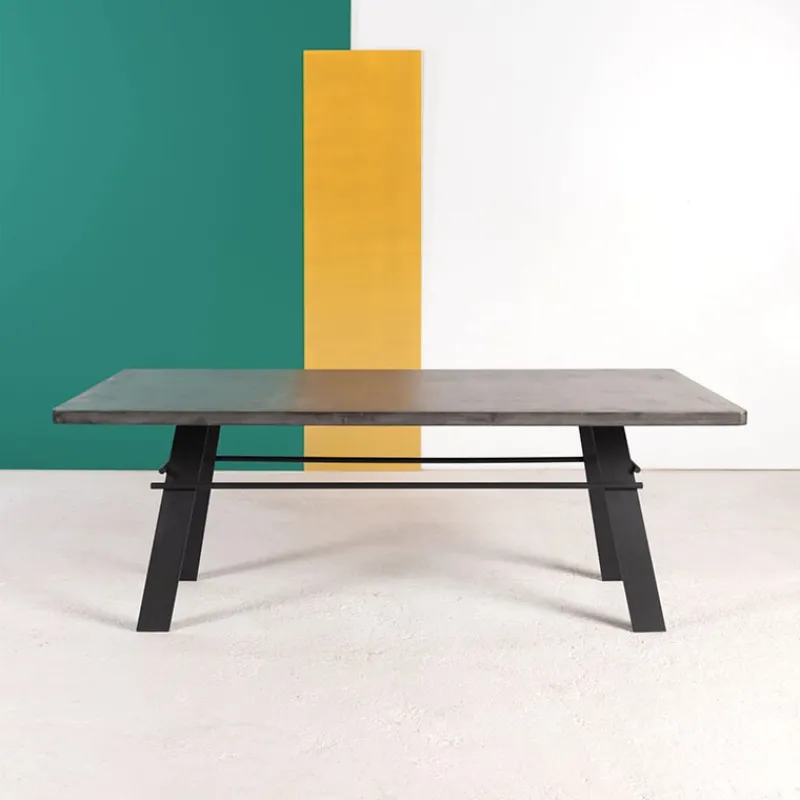 Neoh Opale Table design en béton ciré pieds métal made in France> Table De Salle à Manger