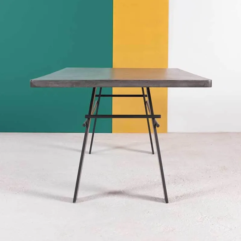 Neoh Opale Table design en béton ciré pieds métal made in France> Table De Salle à Manger