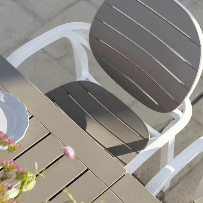 Palma Fauteuil de jardin en polypropylène coloris blanc et taupe> Chaise De Jardin|Fauteuil De Jardin