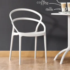 Pia Chaise tendance empilable en polypropylène> Chaise De Cuisine|Chaise De Salle à Manger