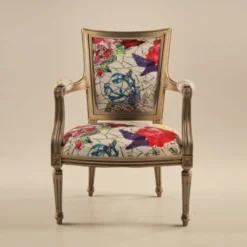 Paget Quentin Fauteuil cabriolet Louis 16 fabrication française en tissu et bois massif><noscript><img width=