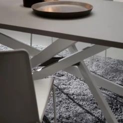 La primavera Renzo Table de salle à manger design en fenix> Table De Salle à Manger