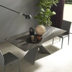 Altacom Sintesi Table design italienne en céramique avec pied central> Table De Salle à Manger