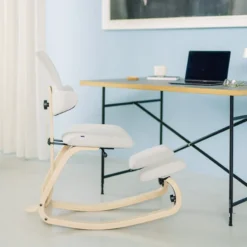 Varier ThatSit ® Chaise de bureau ergonomique à bascule en tissu et bois><noscript><img width=