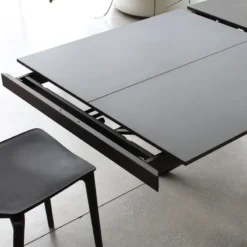 Altacom Tokyo Petite table carrée design extensible avec piètement central mikado><noscript><img width=