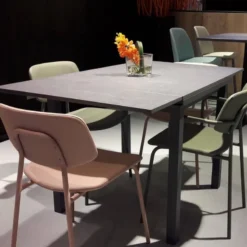Perfecta Vienna Table de cuisine carrée extensible pieds en métal><noscript><img width=
