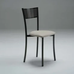 Carrier Wasabi ® Chaise moderne en synthétique et métal dossier ajouré><noscript><img width=