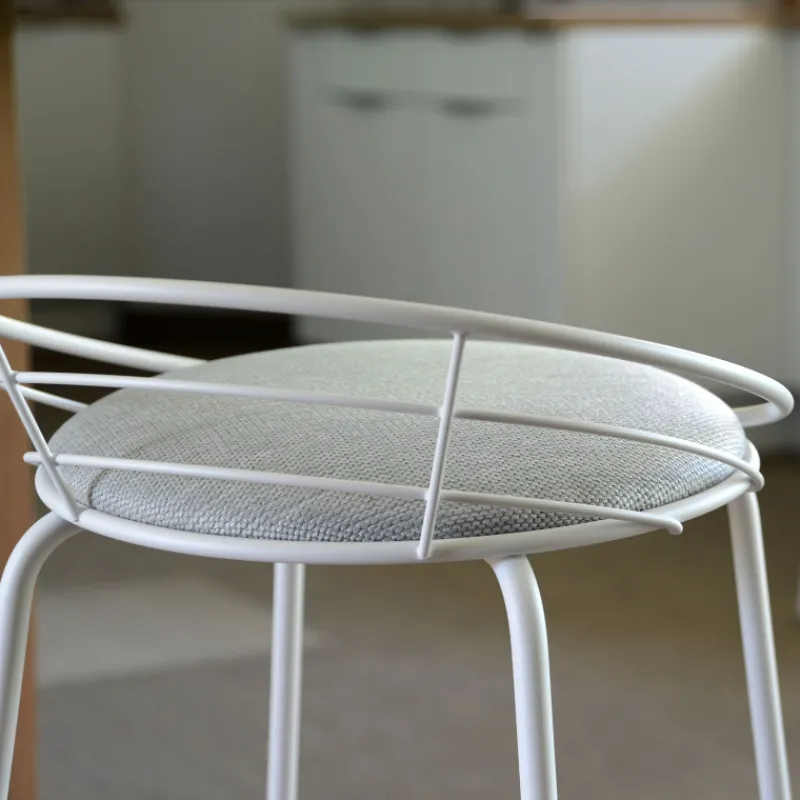 Carrier Yaël ® Tabouret haut français rembourré en métal et tissu> Tabouret Snack (assise +/- 65 Cm)|Tabouret De Bar (assise +/- 80 Cm)
